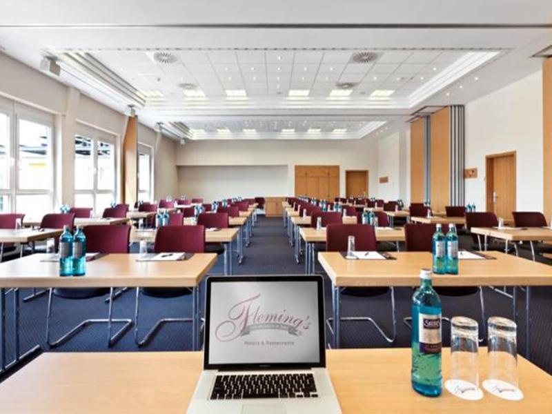 Flemings Frankfurt Main-riverside Франкфурт-на-Майне