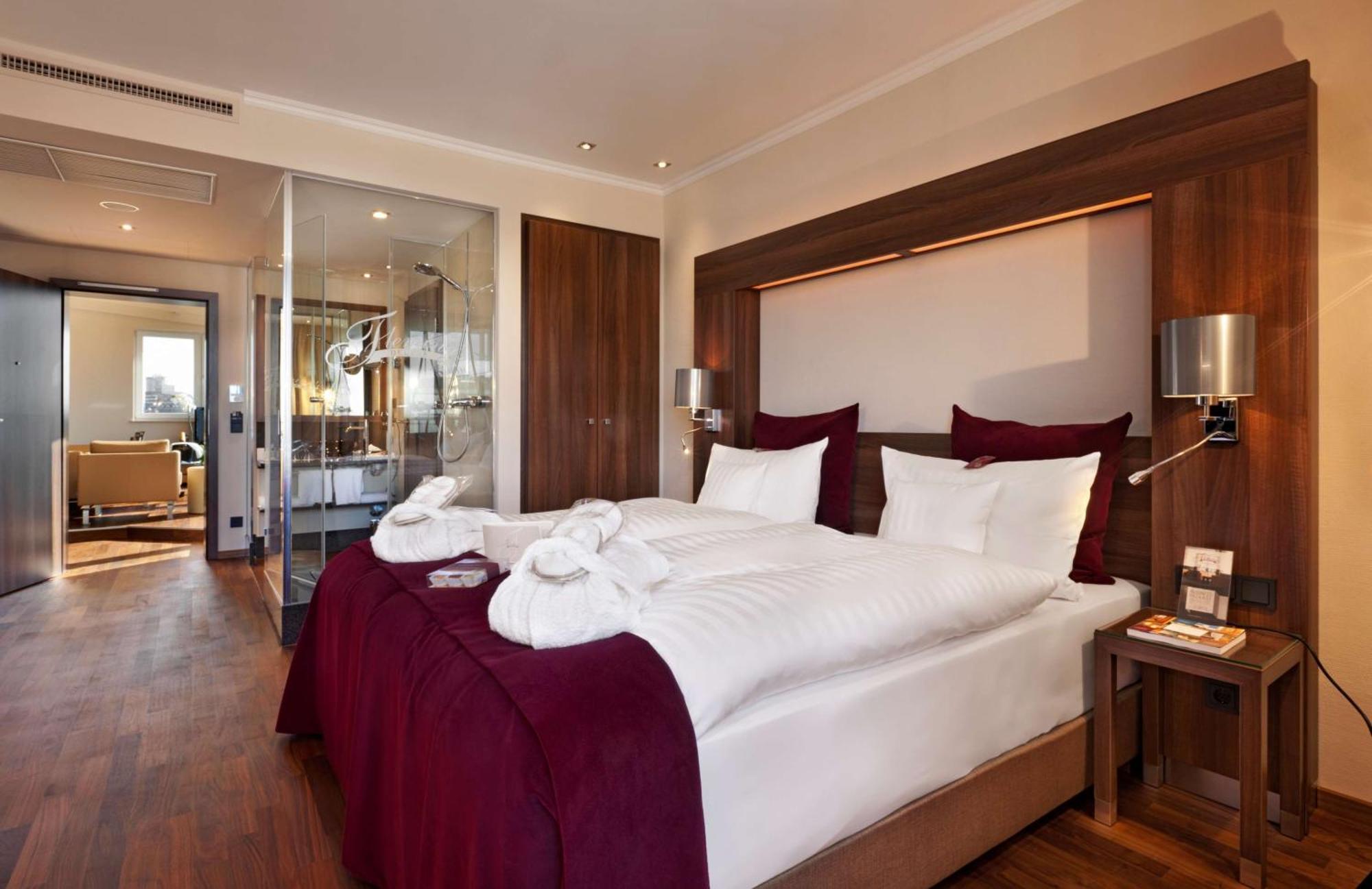 Flemings Frankfurt Main-riverside Отель 4*