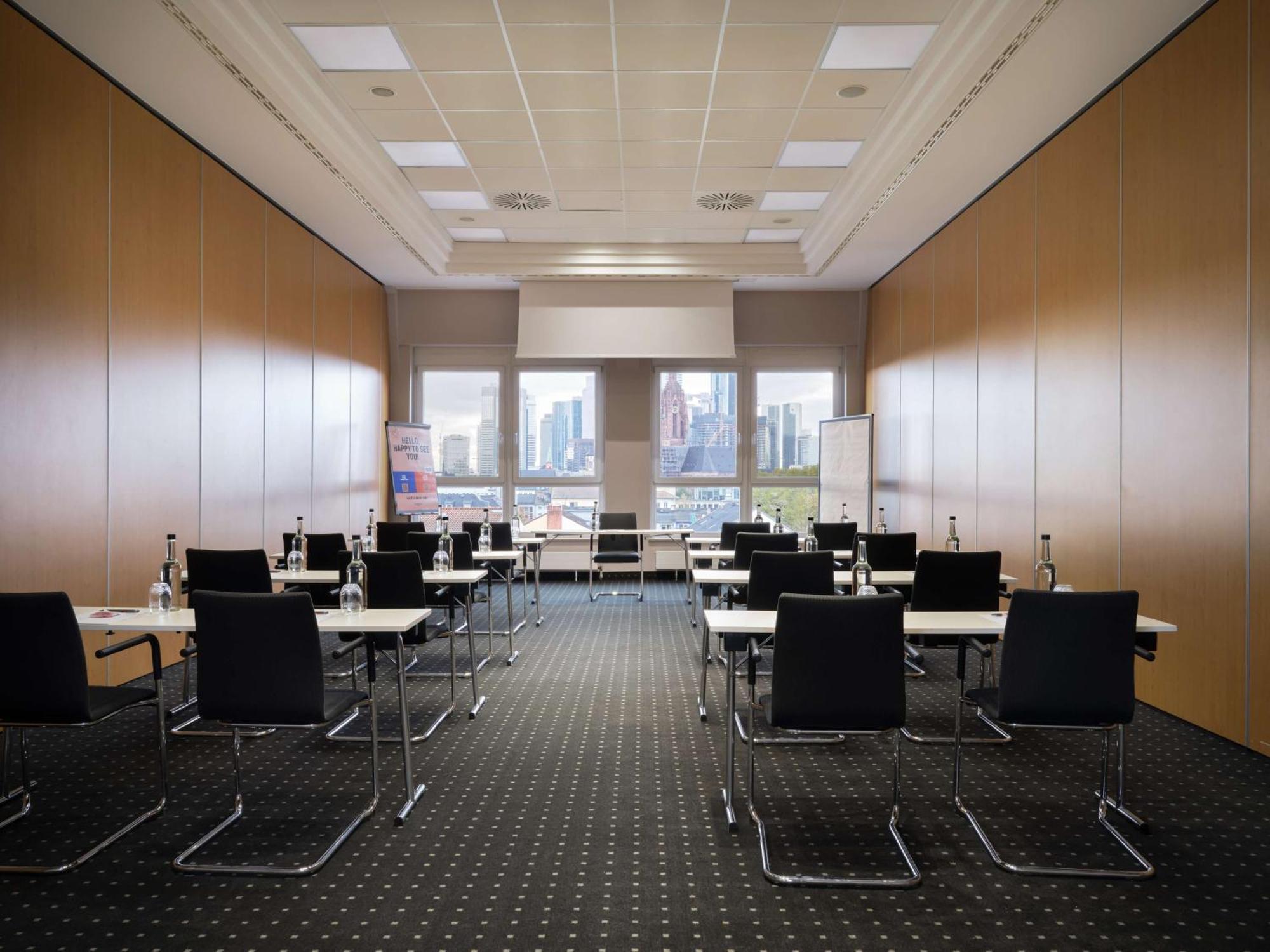 Hotel Flemings Frankfurt Main-riverside 4*