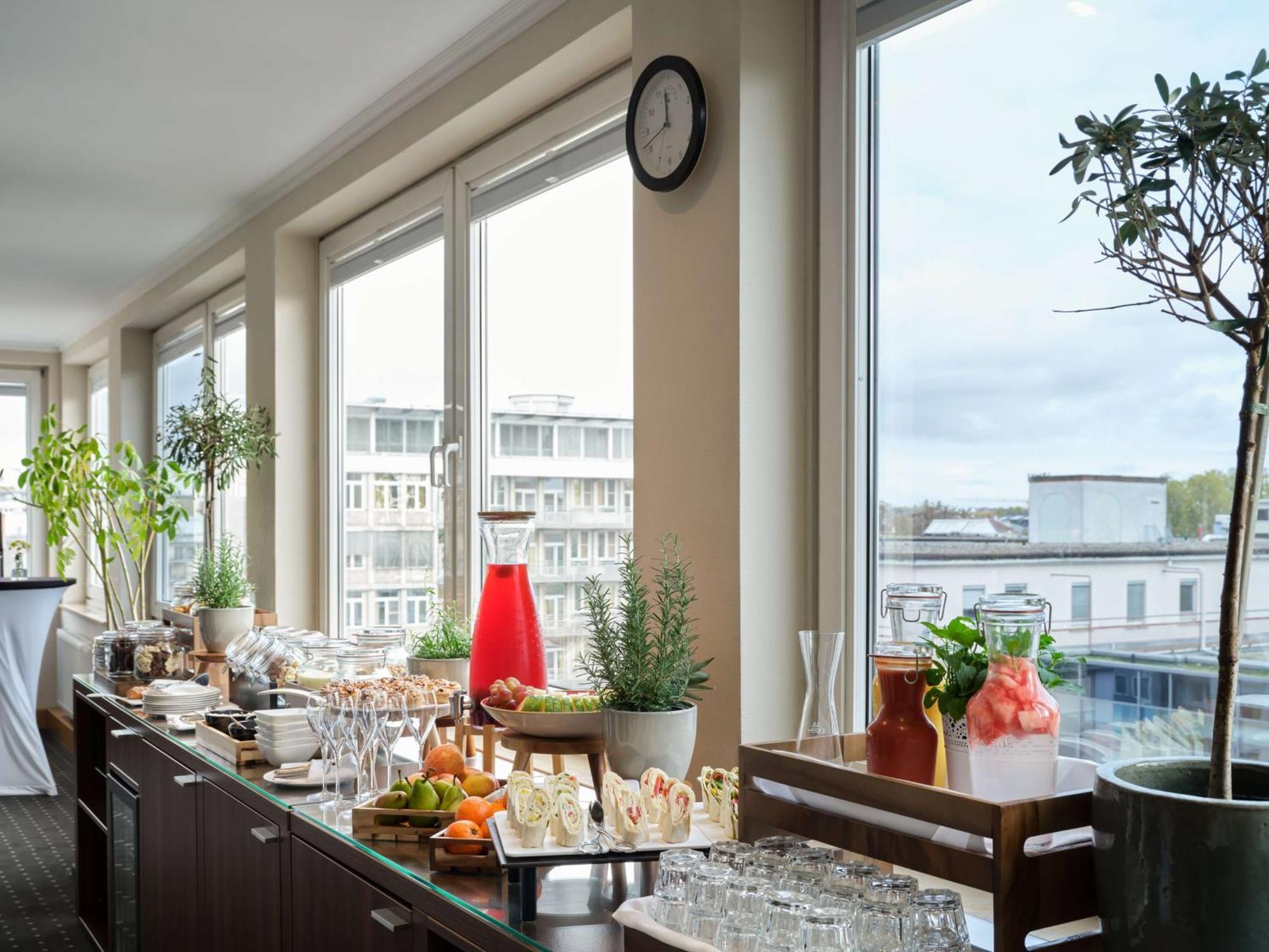 Hotel Flemings Frankfurt Main-riverside 4*