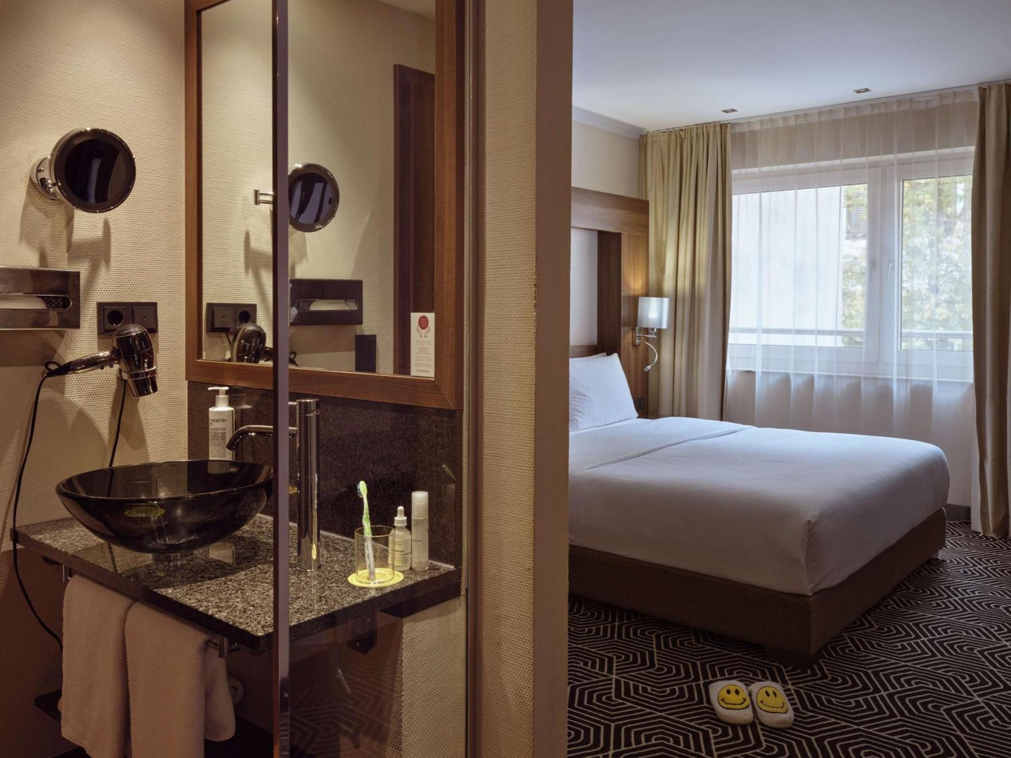 Flemings Frankfurt Main-riverside Отель 4*