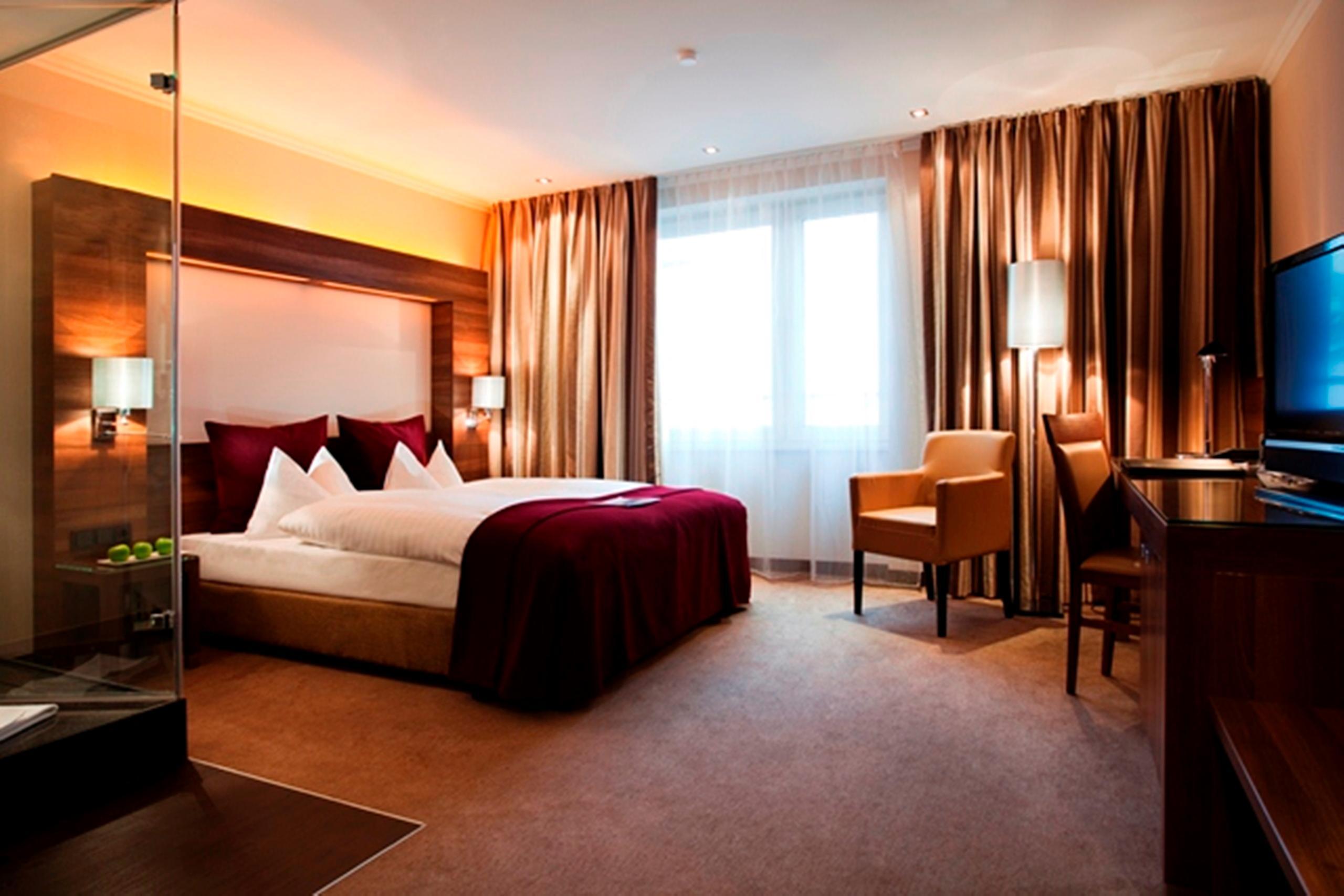 Flemings Frankfurt Main-riverside Hotel 4*